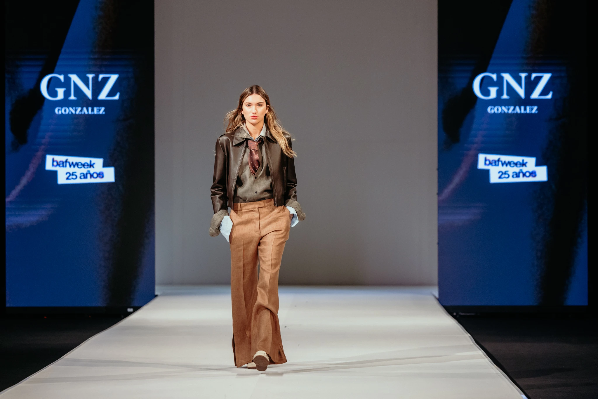 Desfile GNZ González en BAFWEEK.