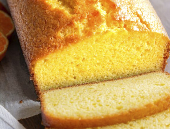Budín de mandarinas: la receta casera que se hace en licuadora y queda súper aromática