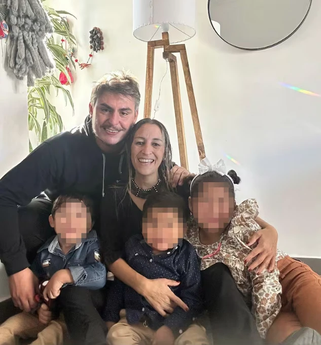 Adoptaron a tres hermanitos y ahora quieren reunir a los cinco: la historia de amor de Marina y Ángel y el sueño que buscan cumplir