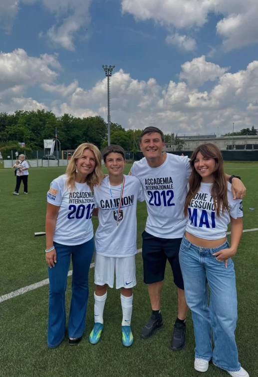 Tomás, el hijo del Pupi Zanetti: tiene 14 años y firmó su primer contrato en el Inter