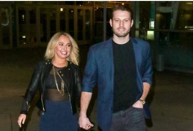 Tras la repentina muerte de Hayden Panettiere, su mamá rompió el silencio y apuntó contra su novio