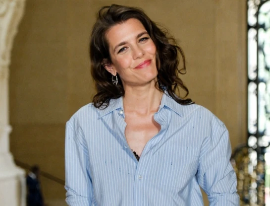 Charlotte Casiraghi cumple 40: las claves de su estilo chic y sin esfuerzo que nunca pasa de moda