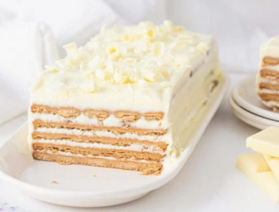 Chocotorta "blanca" de coco y limón: la torta de cumpleaños o el postre fresco que tenés que probar