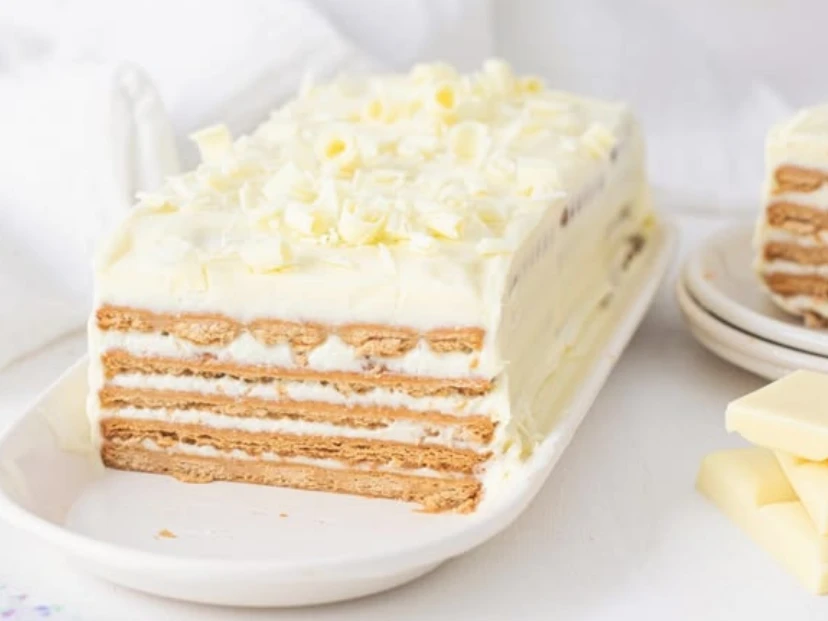 Chocotorta "blanca" de coco y limón: la torta de cumpleaños o el postre fresco que tenés que probar