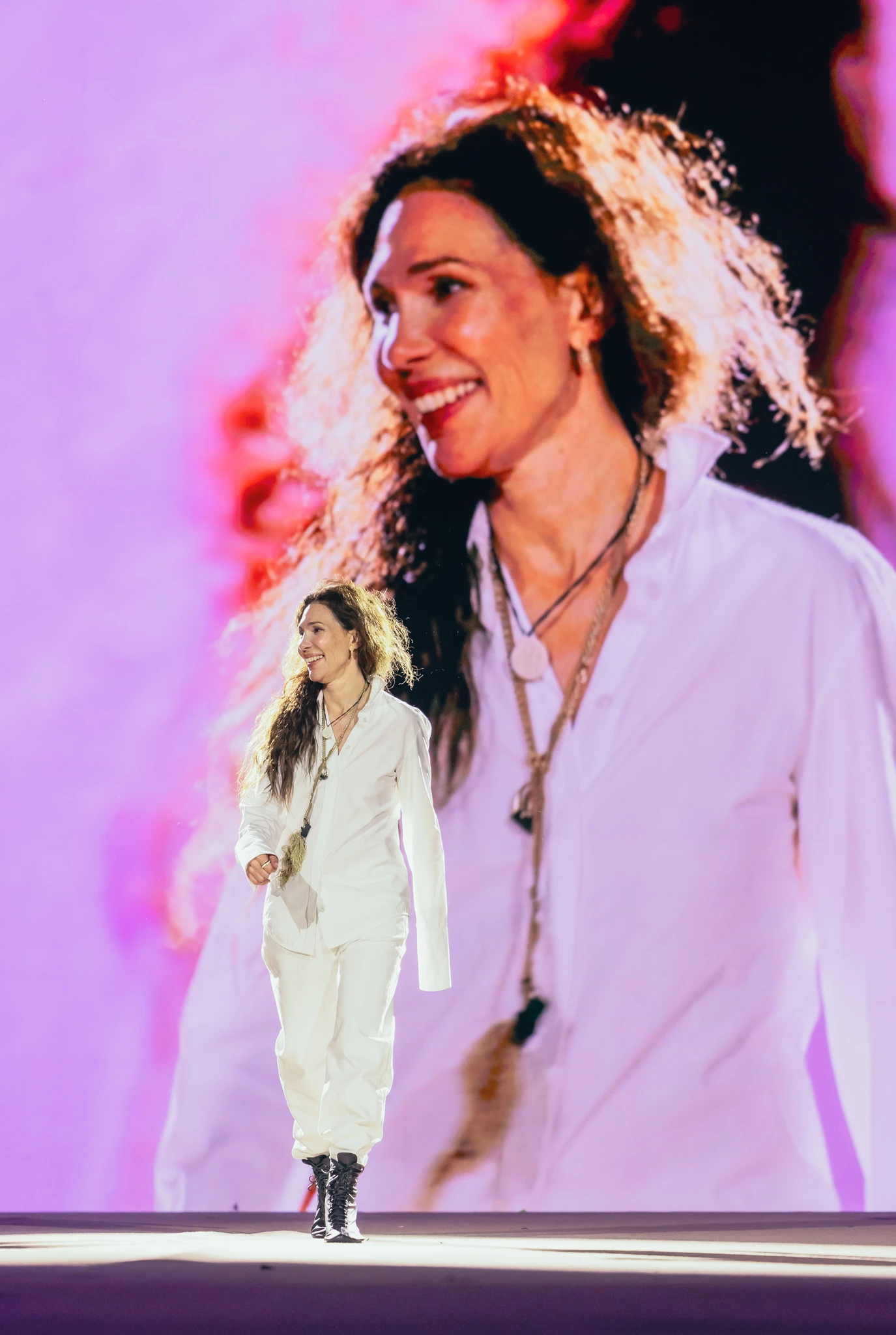 María Cher celebró 25 años en el BAFWEEK.