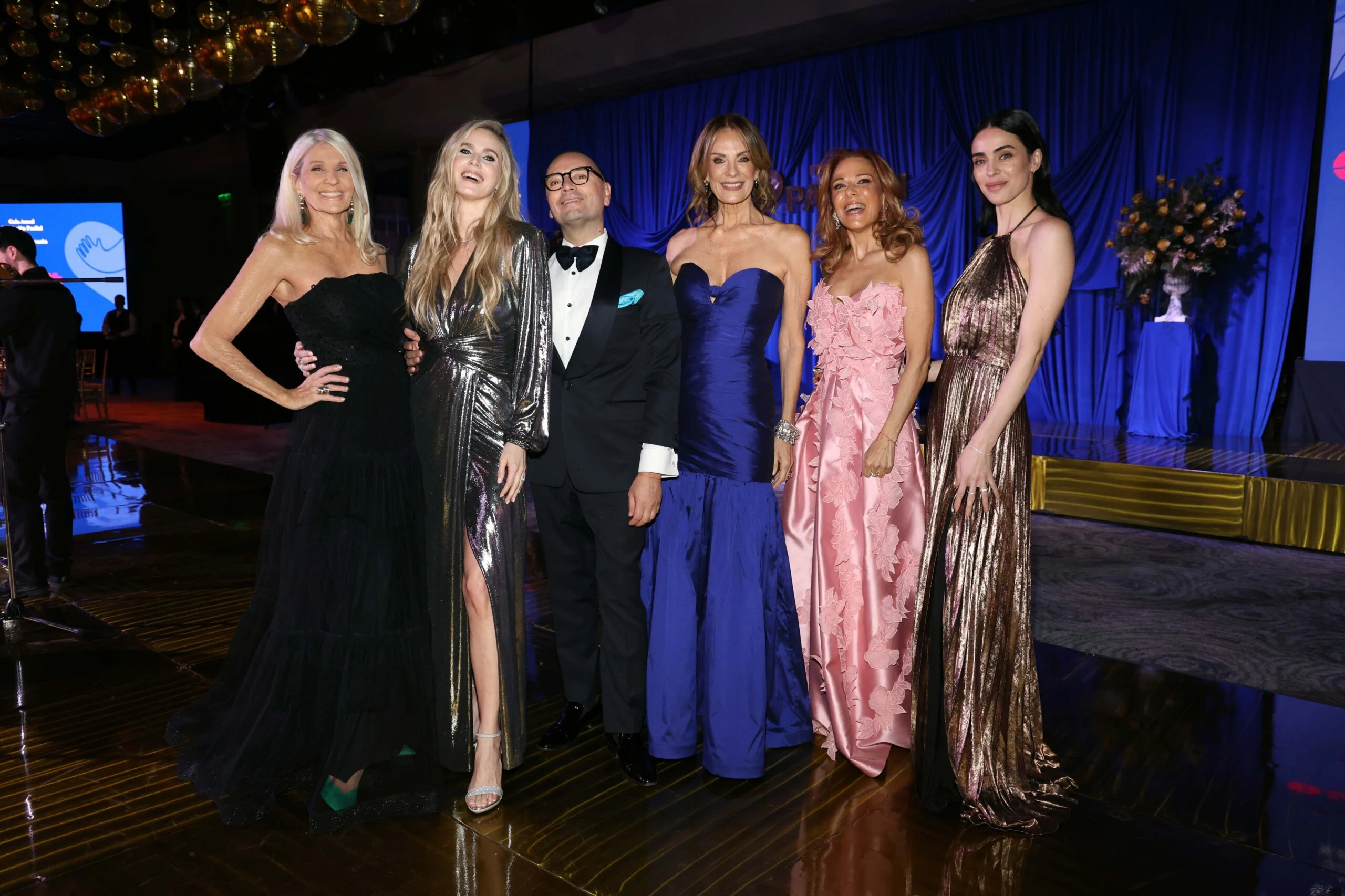 EVELYN SCHEILD, ROCIO VIVAS, NEQUI GALOTTI, ILEANA CALABRO Y PRISCILA CRIVOCAPICH
