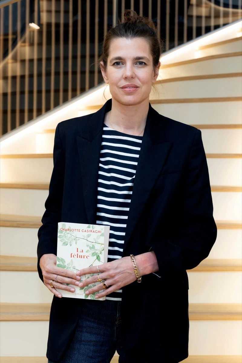 Charlotte Casiraghi cumple 40: las claves del estilo elegante que la convirtió en un ícono