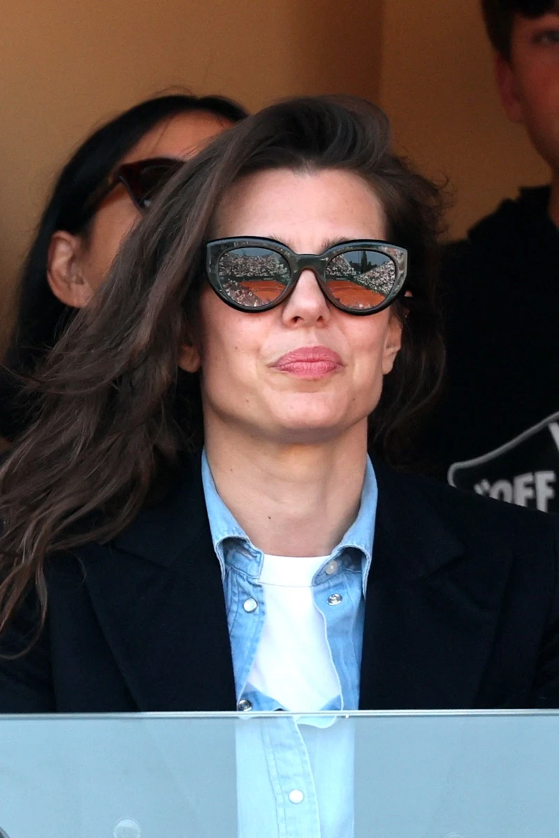 Charlotte Casiraghi cumple 40: las claves del estilo elegante que la convirtió en un ícono