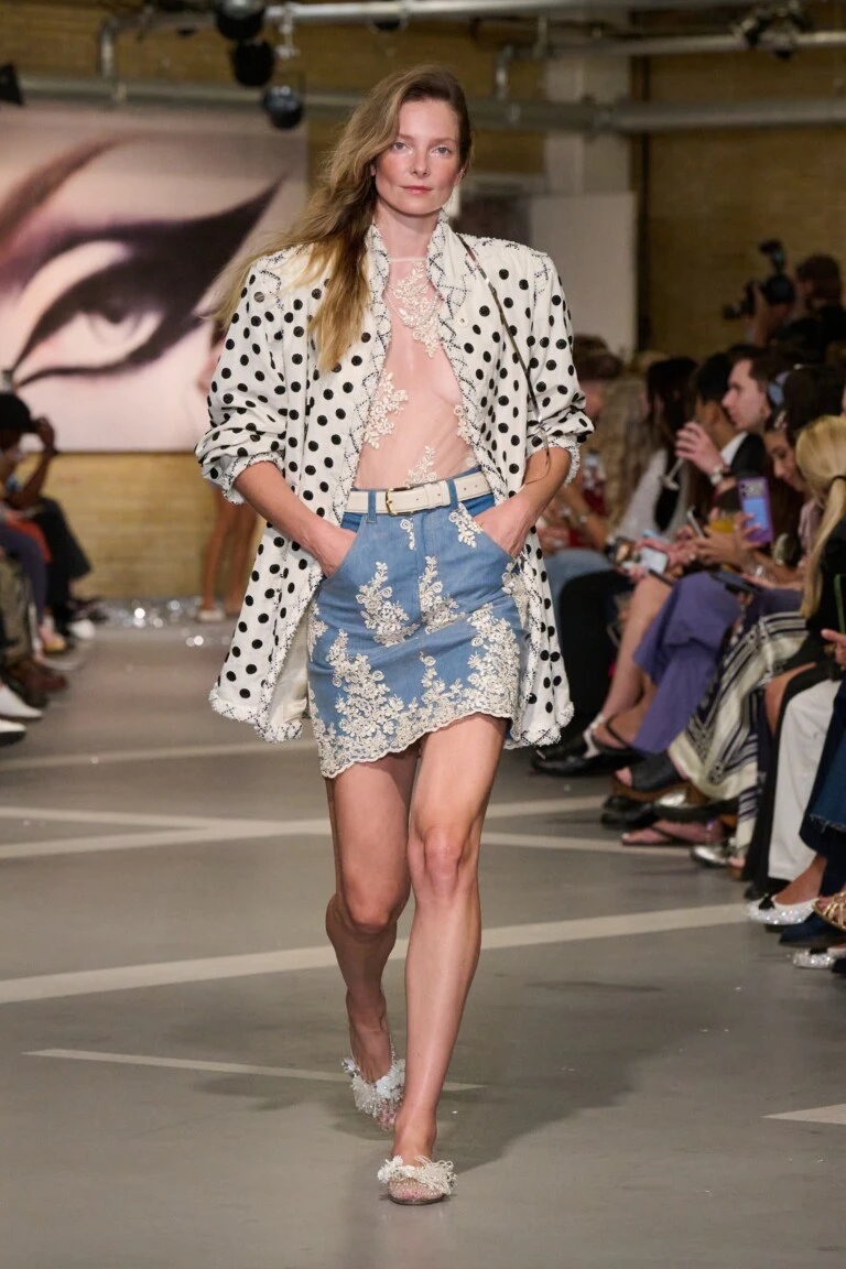 Colección Caro Editions en Copenhagen 2027 Fashion Week.