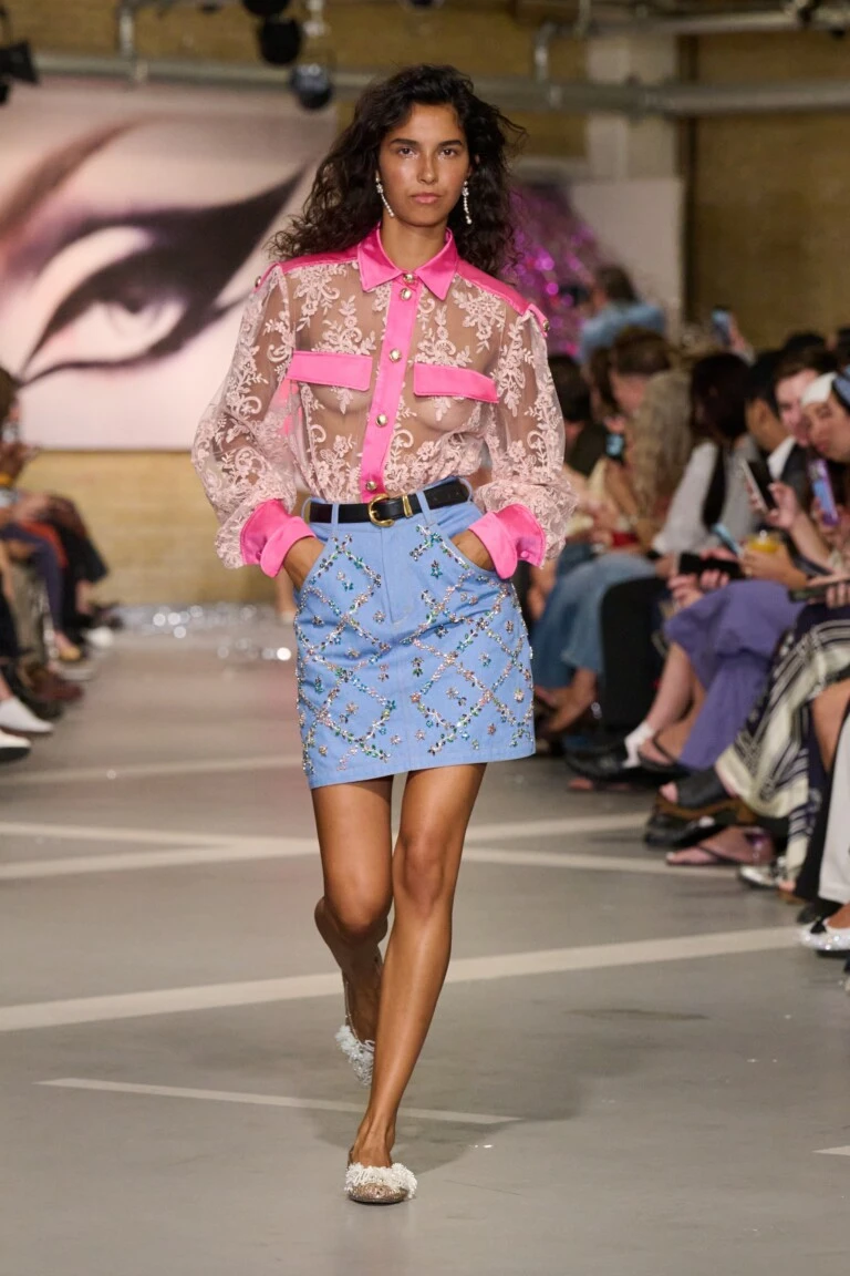 Colección Caro Editions en Copenhagen 2027 Fashion Week.