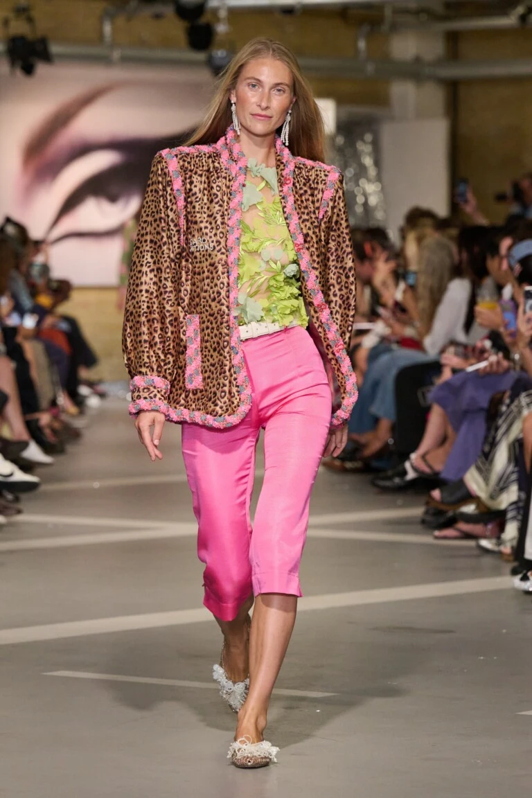 Colección Caro Editions en Copenhagen 2027 Fashion Week.