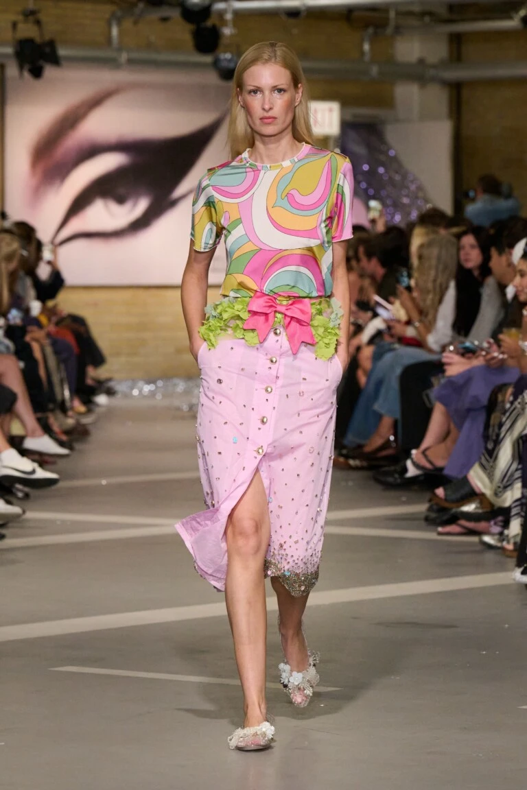 Colección Caro Editions en Copenhagen 2027 Fashion Week.