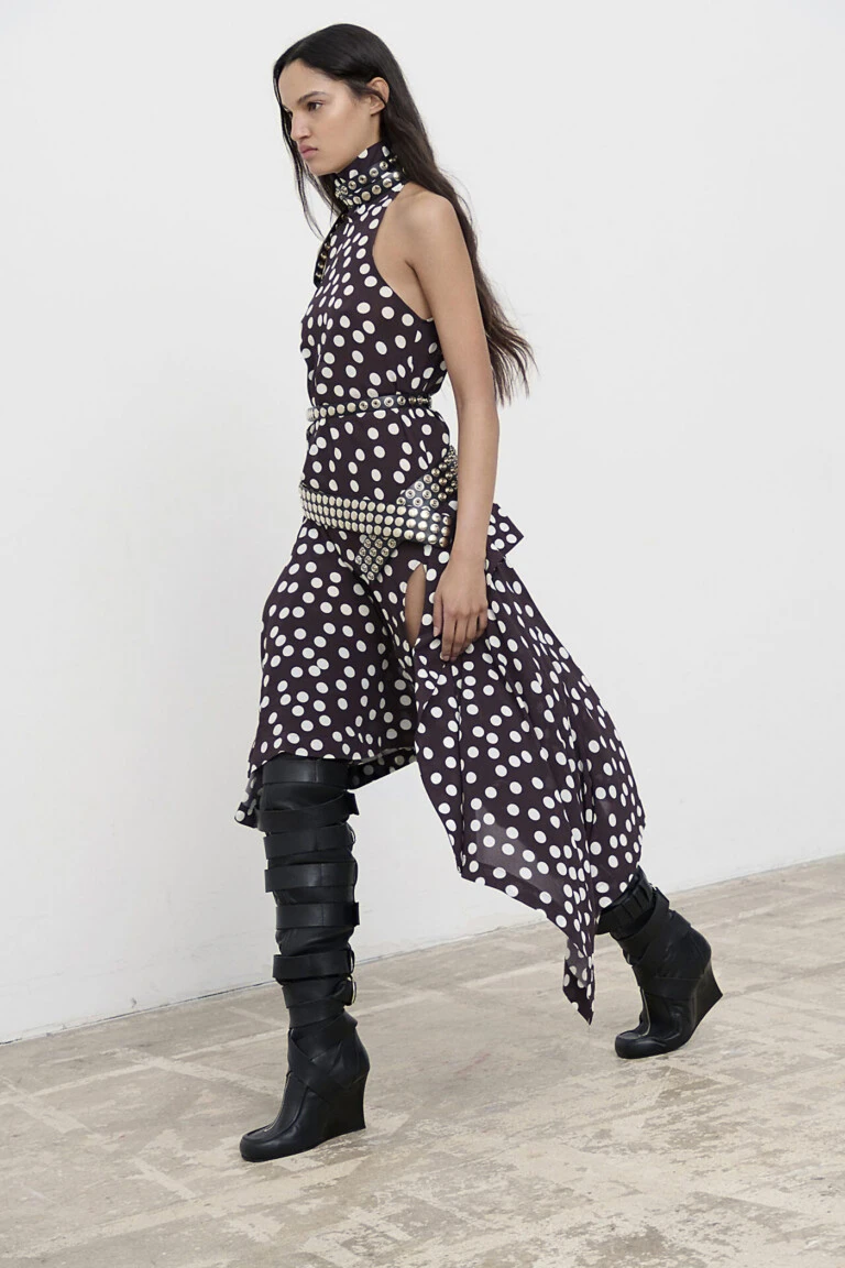 Colección Pre-Fall 2026 de la firma de moda parisina Iro.