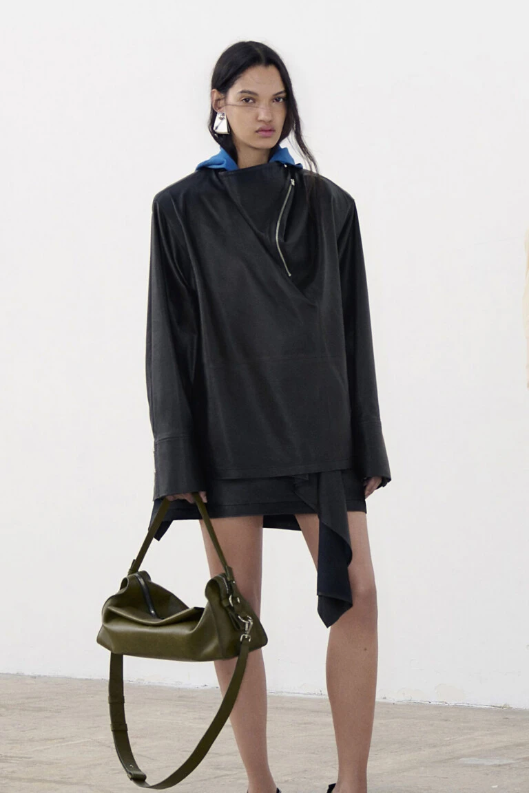 Colección Pre-Fall 2026 de la firma de moda parisina Iro.