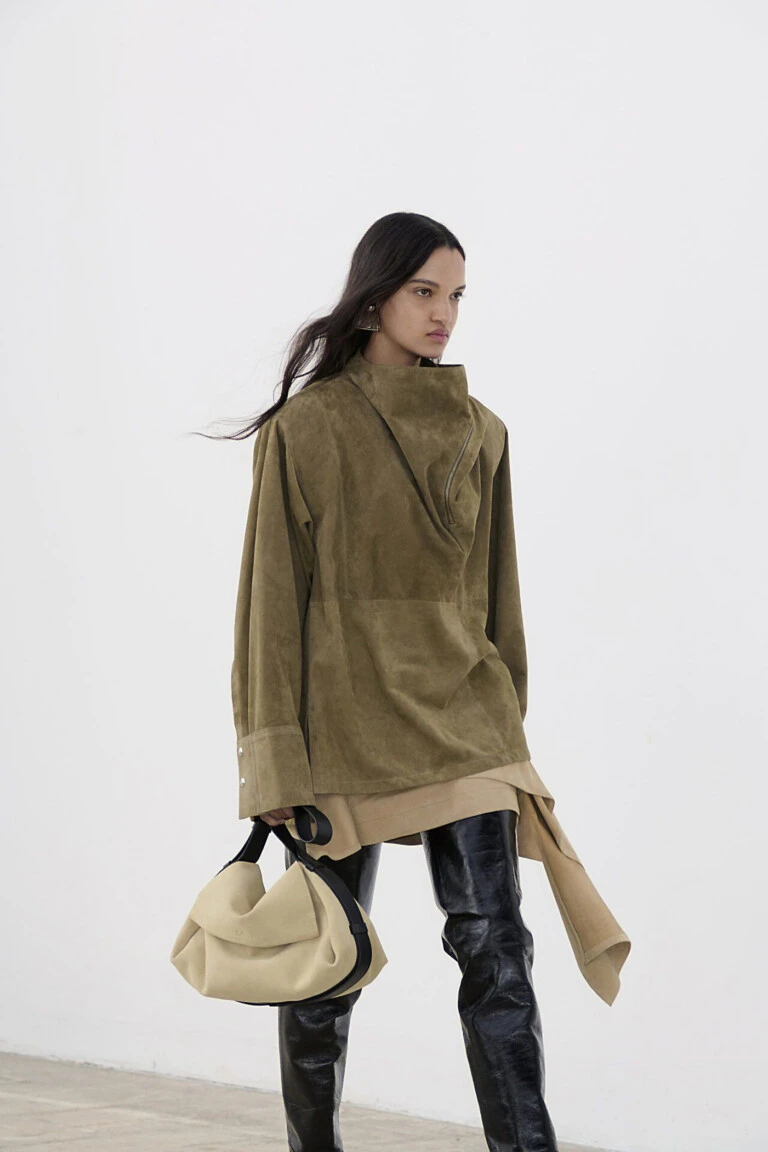 Colección Pre-Fall 2026 de la firma de moda parisina Iro.