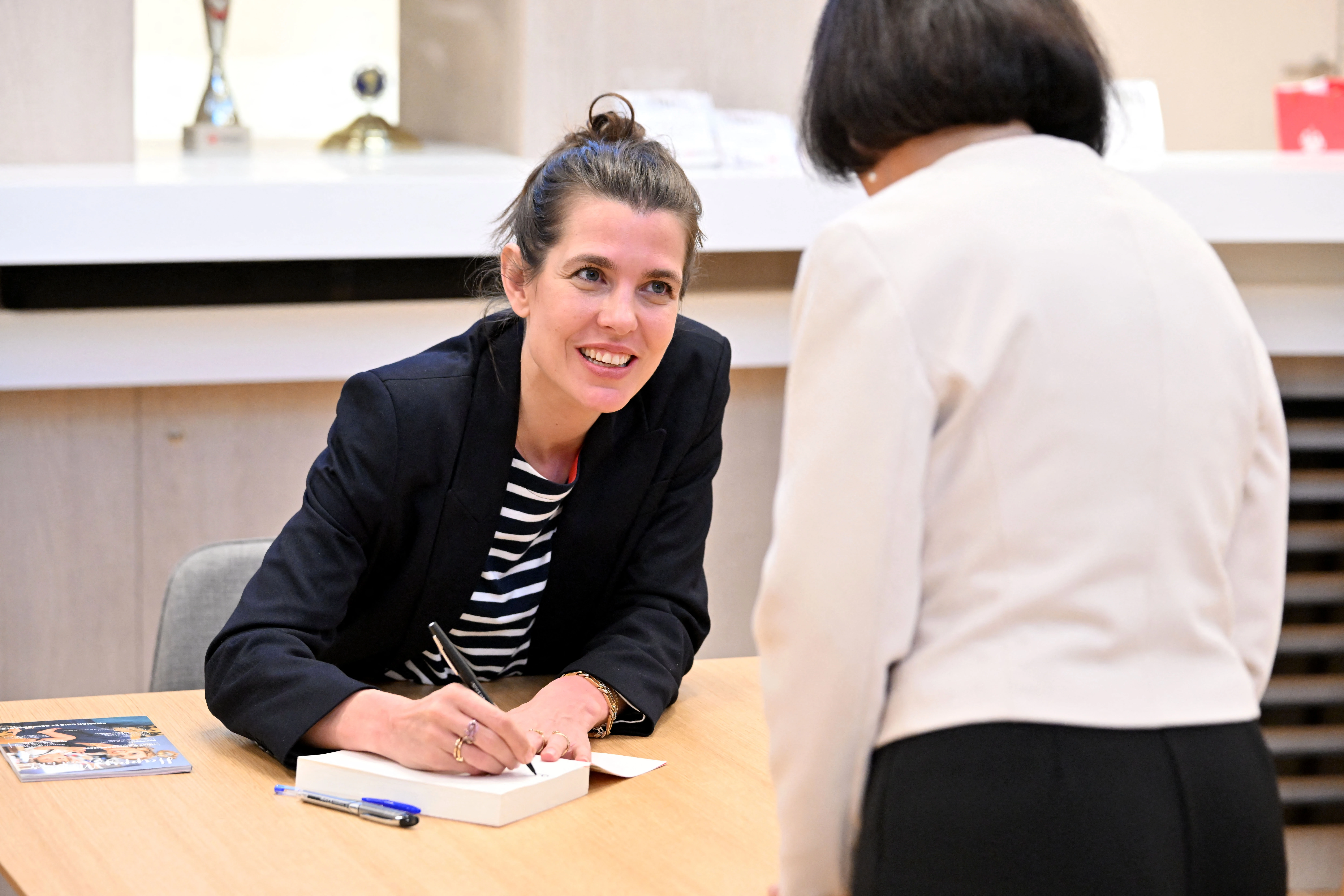 Charlotte Casiraghi recibió un premio por su primer premio La fêlure.