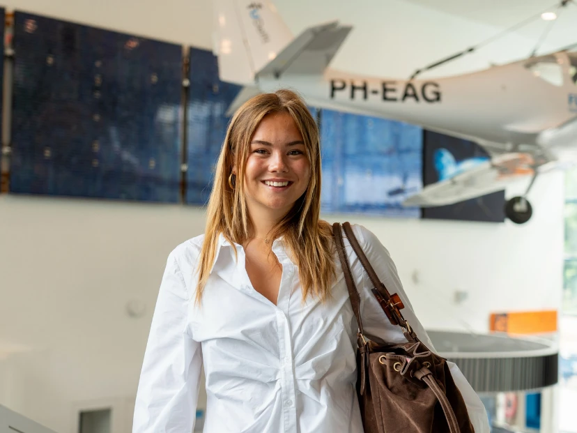 La princesa Ariane comenzó su etapa universitaria con un look boho relajado