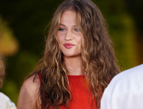 La princesa Leonor cambió de look: las claves de su nuevo estilo inspirado en los años 80