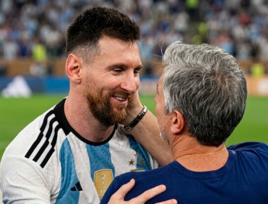20 años con la Selección: la historia de Messi junto a su papá y la decisión que anunció después de su muerte