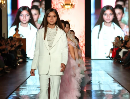 Lola, la niña de 11 años que debutó como diseñadora en Argentina Fashion Week: el libro que inspiró su marca