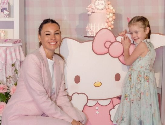 Pampita celebró los 5 años de su hija Anita García Moritán con una fiesta de Hello Kitty soñada: todas las fotos