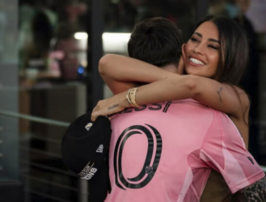 Qué hizo Antonela Roccuzzo para acompañar a Leo Messi tras despedir a su padre