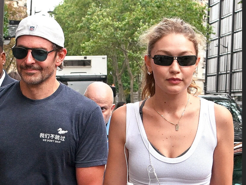 Bradley Cooper y Gigi Hadid en Paris con sus looks sporty.