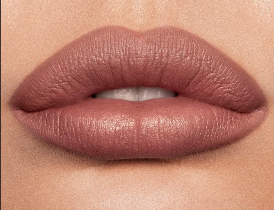 PORTADA labios con volúmen sin relleno