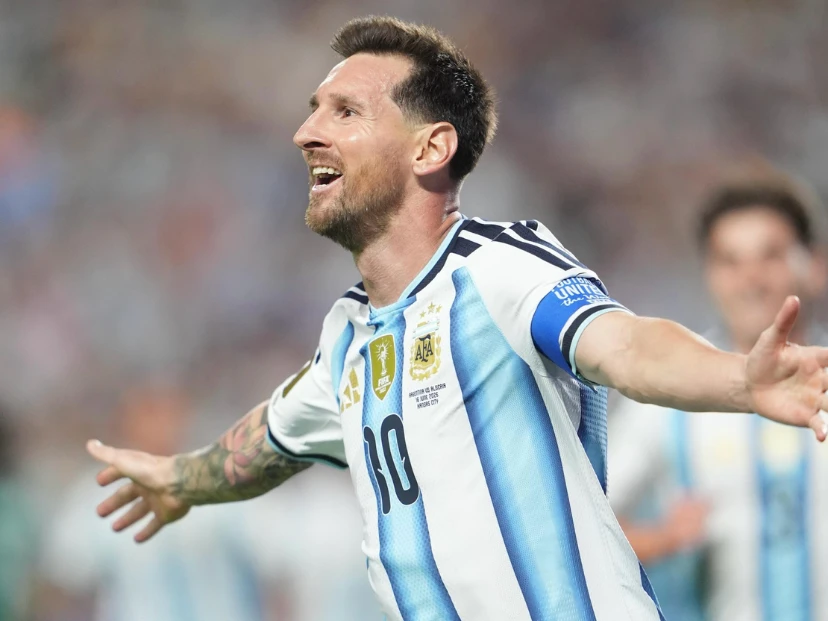 Por qué Messi eligió “Brindis”, la canción de La Sole, para despedirse de la Selección