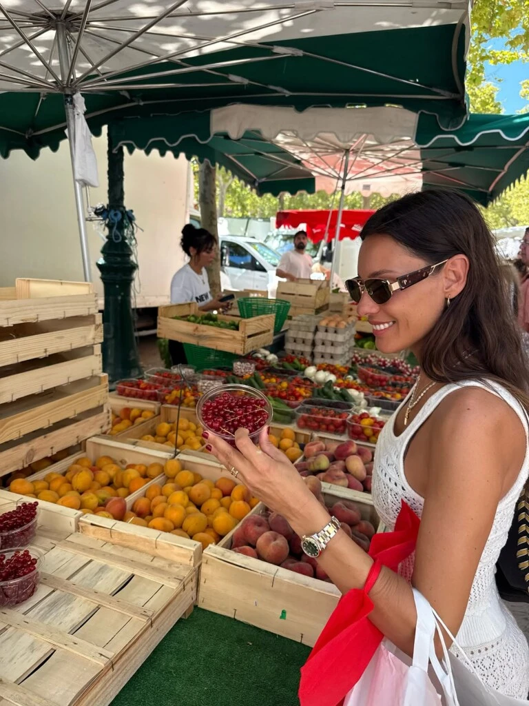 Pampita y el look tendencia de la primavera