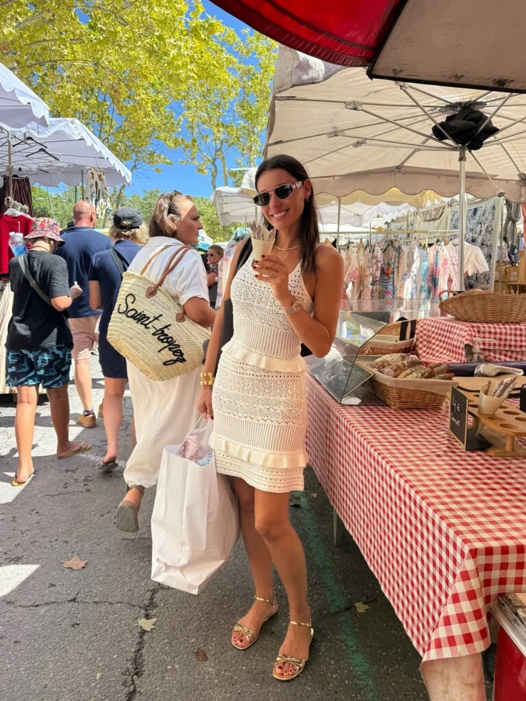Pampita y el look tendencia de la primavera