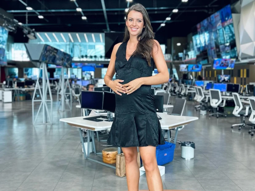 Quién es Elena García Benlloch, la periodista española que conquista las mañanas de TN