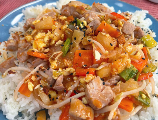 Solomillo de cerdo al wok: la receta fácil y rendidora para resolver una comida familiar