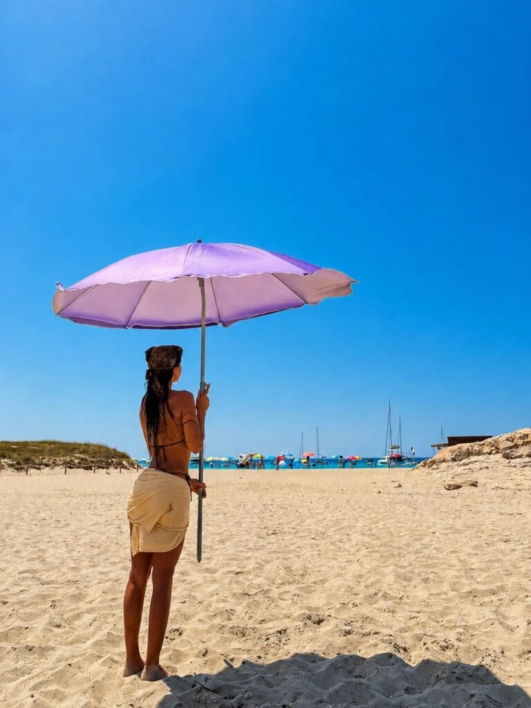 Durante la estadía también hubo tiempo para disfrutar de largos baños en el mar, almuerzos frente a la costa y momentos de descanso bajo la sombrilla.