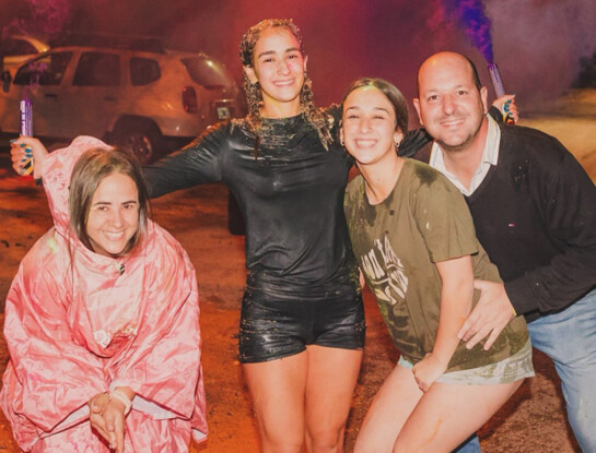 Murieron aplastados por un árbol en Mendoza y dejaron dos hijas: cómo fue el accidente y la desgarradora carta de Ema