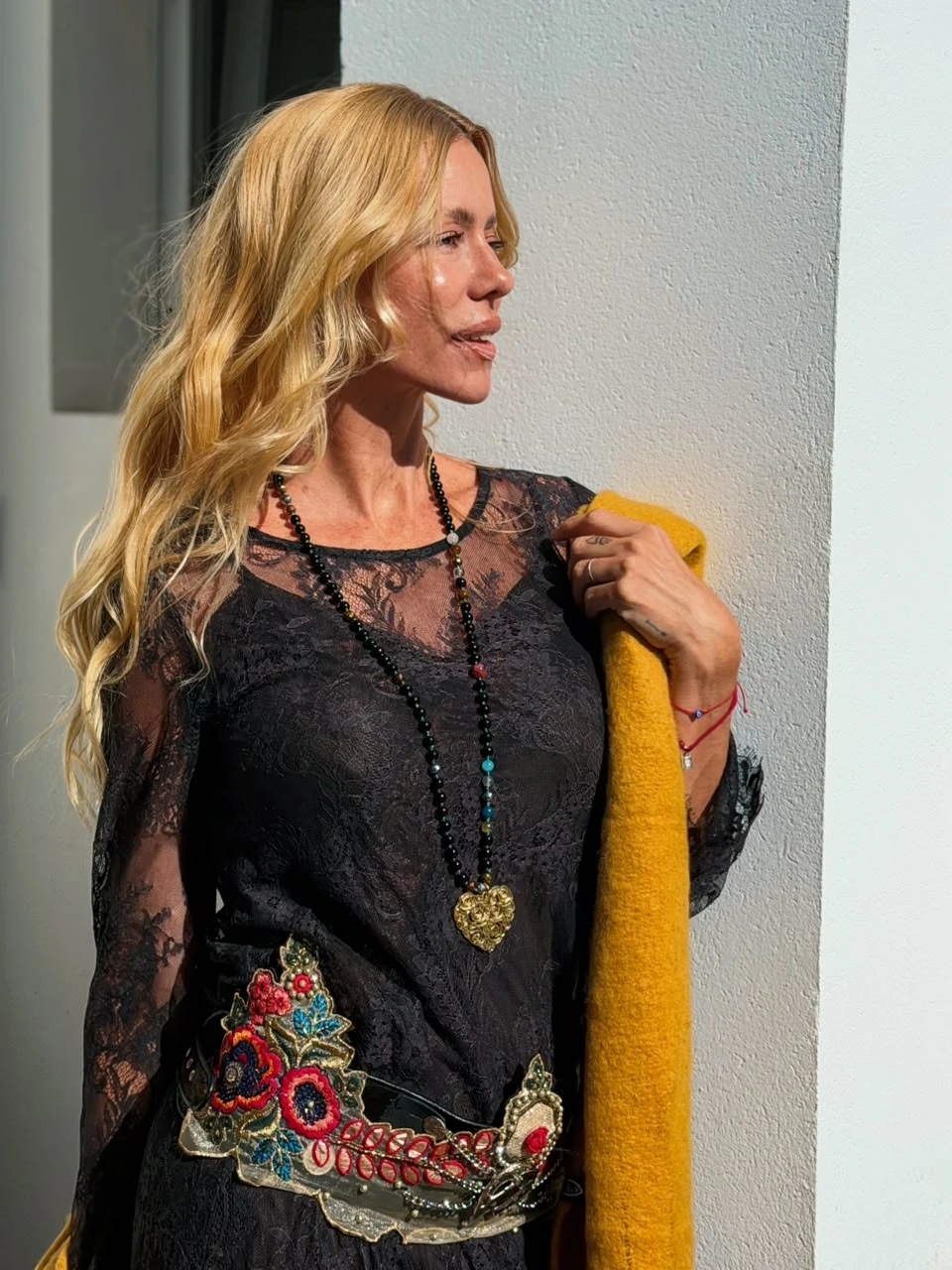 Nicole neumann.