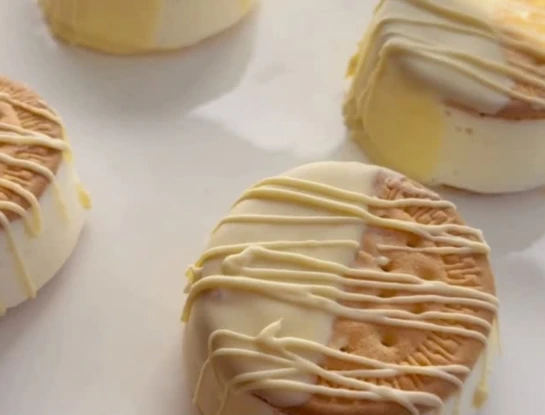 Alfajores proteicos de lemon pie: la opción más fresca y fácil para hacer en casa