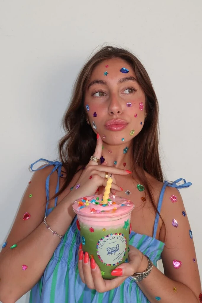 El bedazzling volvió para quedarse.
