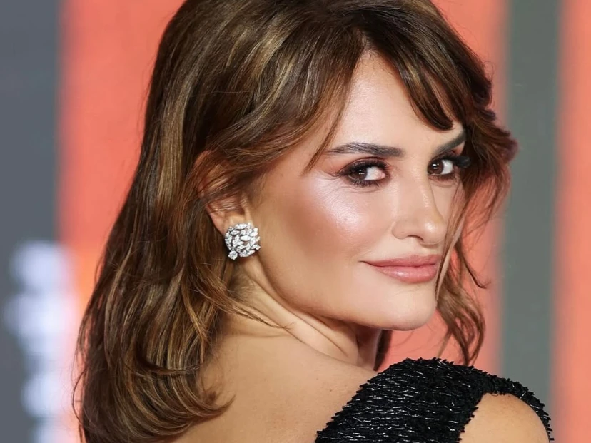 Bikram yoga: qué es la disciplina que practica Penélope Cruz y por qué puede ser interesante después de los 50
