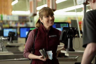 La miniserie de HBO Max que ganó varios Emmy y tiene a Jason Bateman, Linda Cardellini y una estrella de Stranger Things