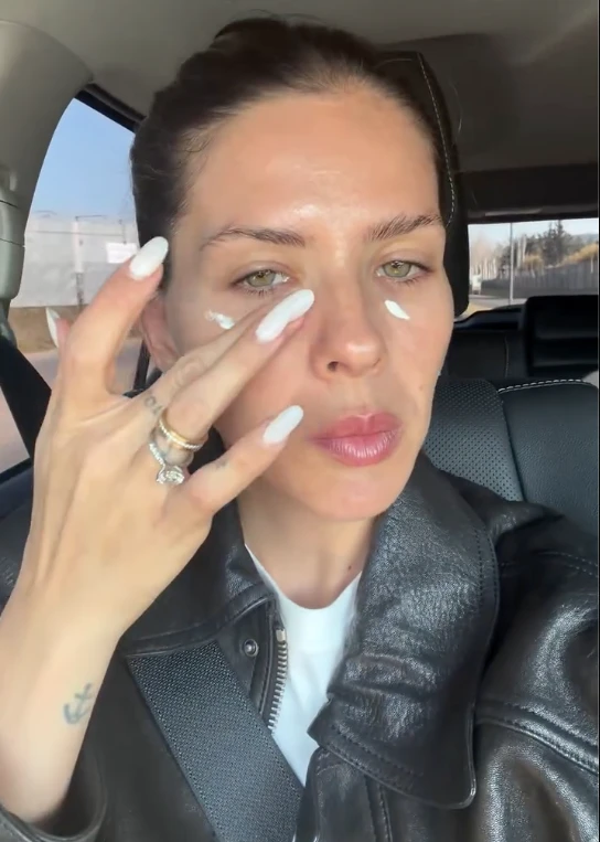 La China Suárez impuso la tendencia de las uñas blancas.