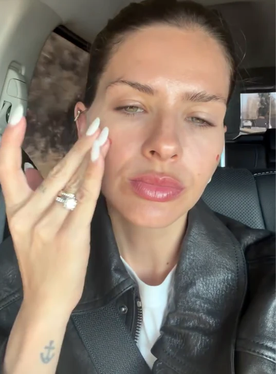 La China Suárez impuso la tendencia de las uñas blancas.
