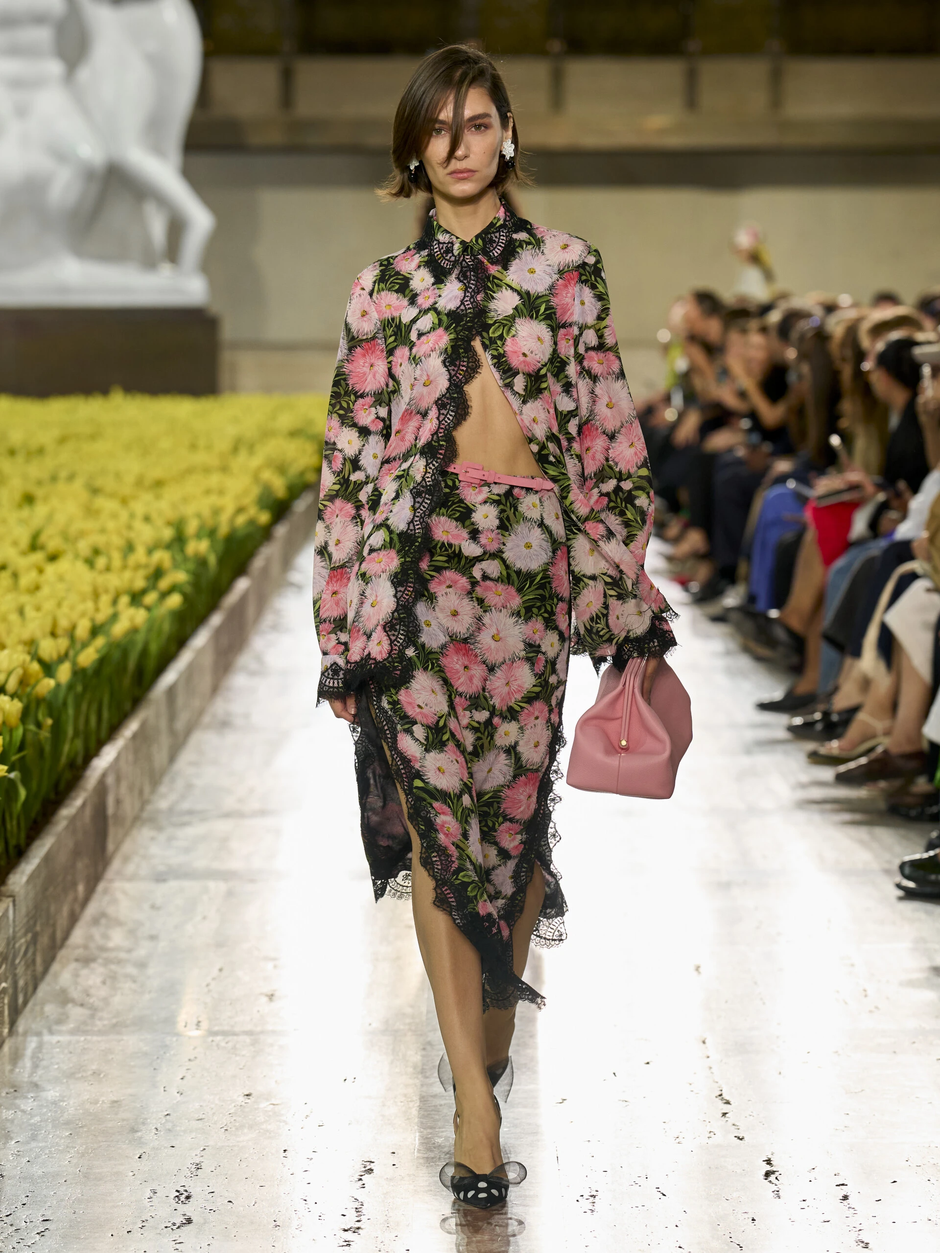 Carolina Herrera.