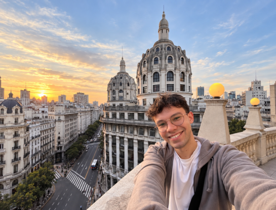 Tiene 23 años y lidera el proyecto para transformar la Avenida de Mayo: "Me comprometo a no parar hasta lograrlo"