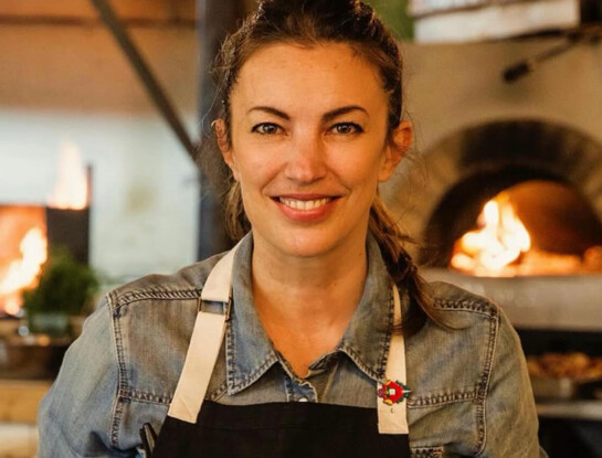 Déborah del Corral, de su romance con Gustavo Cerati a su nueva vida en Miami: a los 50 acaba de abrir un nuevo local gastronómico