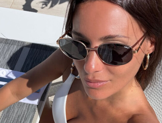 El truco de Pampita para llegar a la playa súper chic (y olvidarte del pareo)