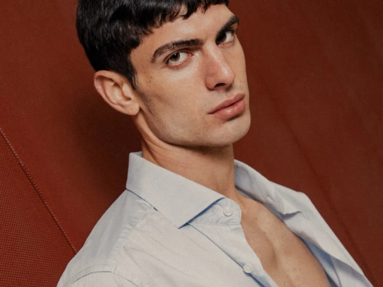 De barrendero y futbolista a debutar en BAFWeek: el mensaje de Instagram que cambió la vida de Martín Cols