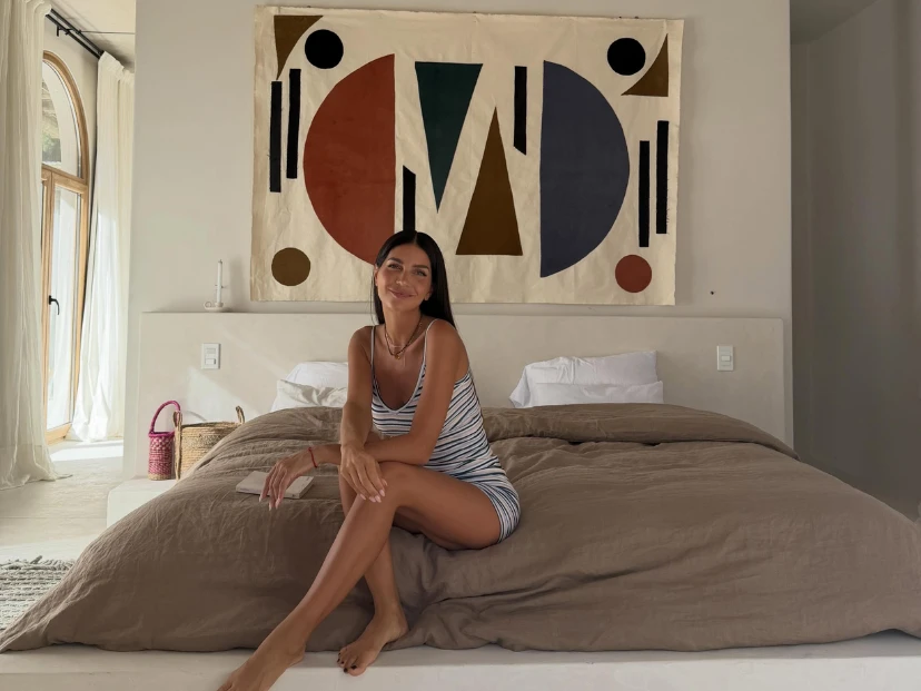 Zaira Nara tiene una cocina retro y colorida: el truco deco que usa para que todo se vea ordenado