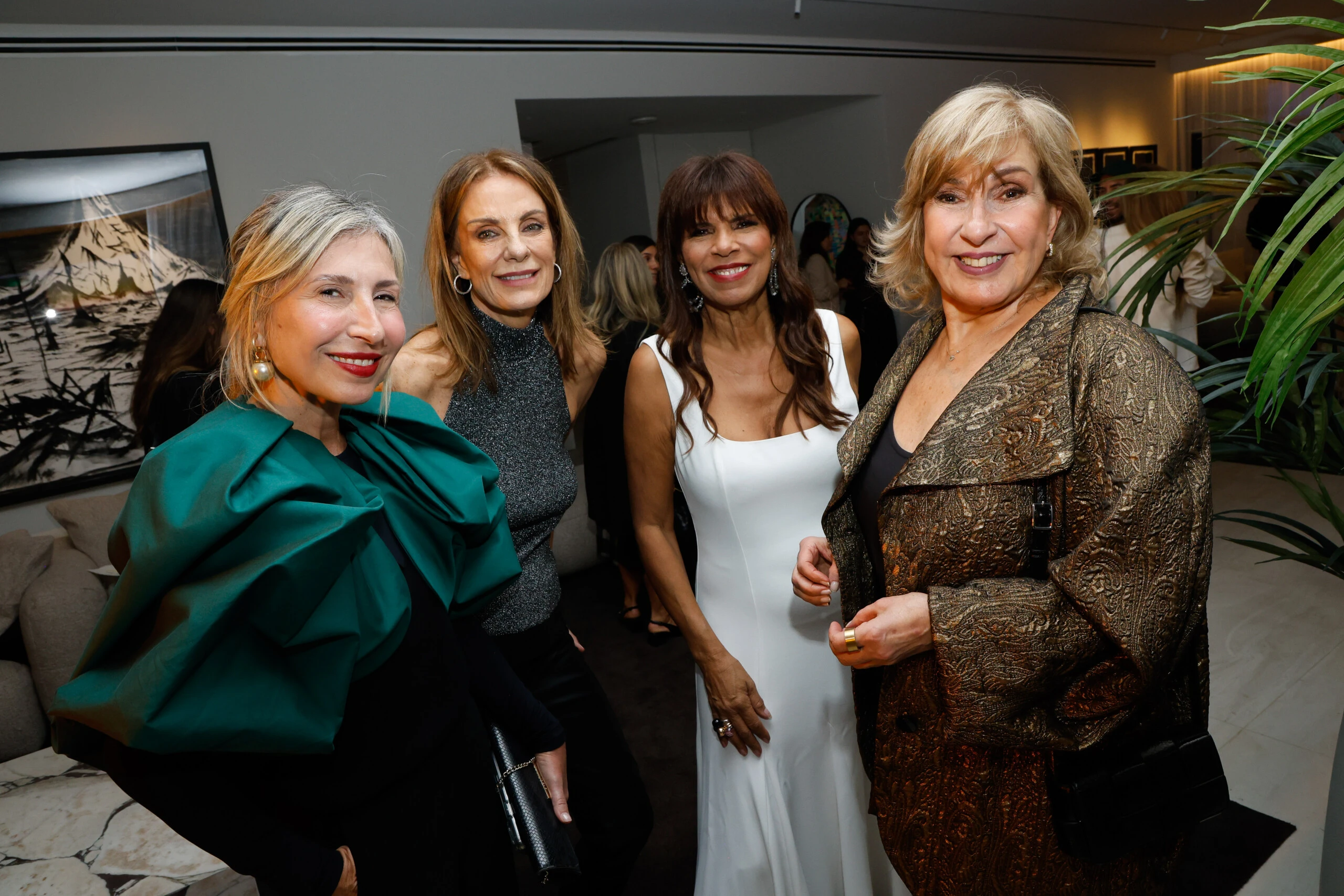 Flavia Fernandez, Nequi Galotti, Anama Ferreira y Georgina Barbarossa en la presentación Athesis by Adrian Brown en Udaondo Buenos Aires (19)