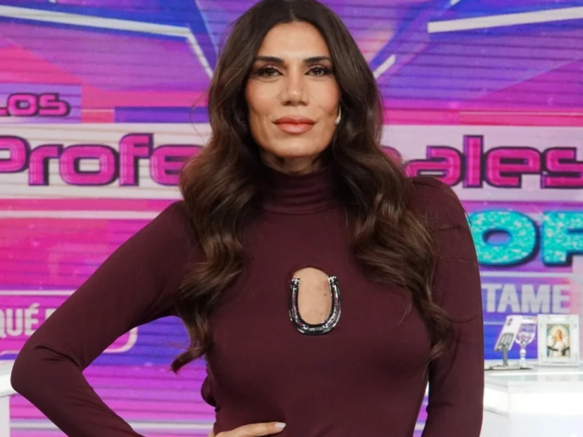 Flor de la V llevó el ítem de tendencia que es un básico ideal para los looks de entretiempo
